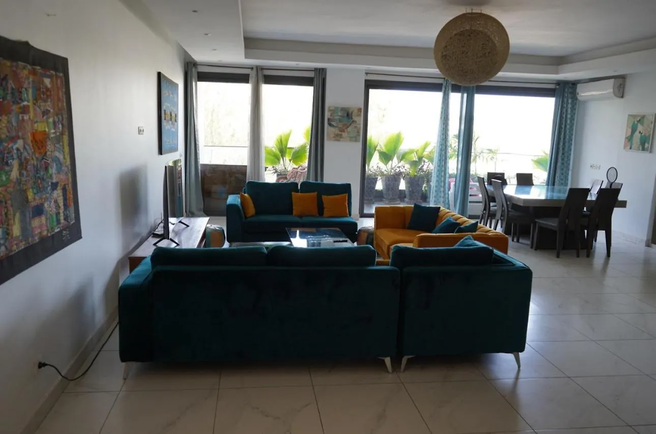 Corniche Appart 3 Chambres Dakar 0*,